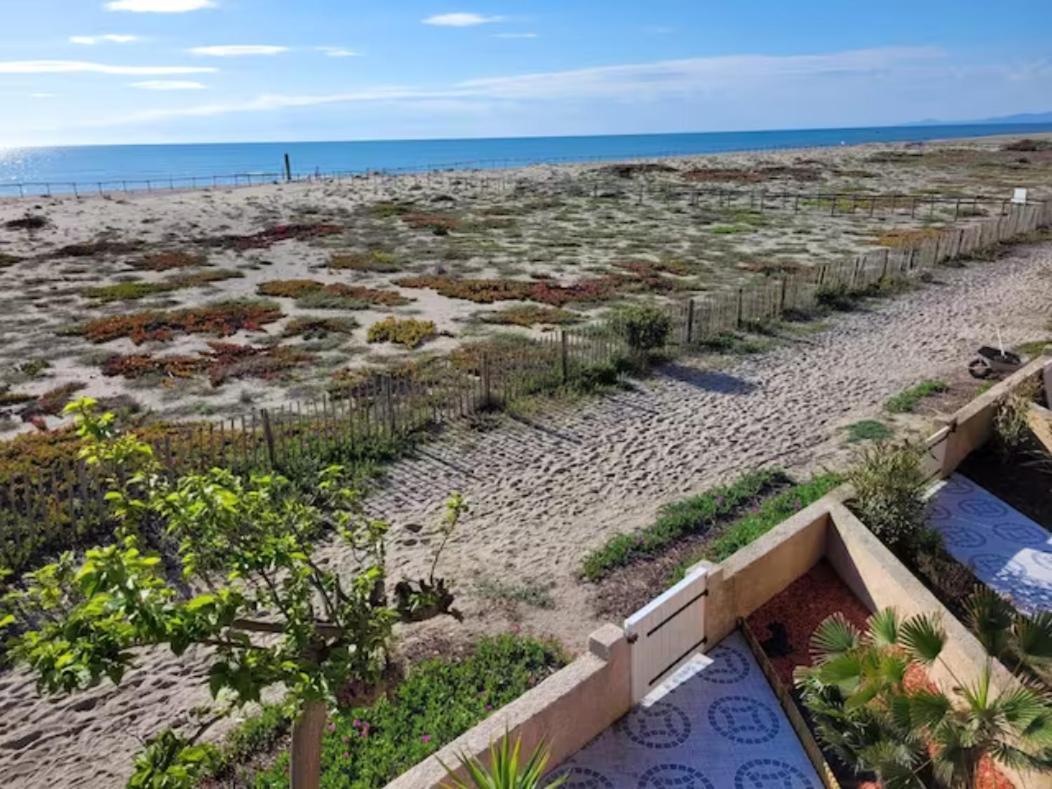 Villa Face A La Mer Sur Le Sable 8 Clim A L'Etage 르발카레스 외부 사진